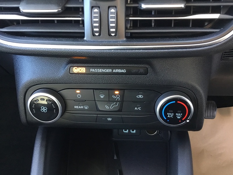 Ford Focus EcoBlue Active - U1330