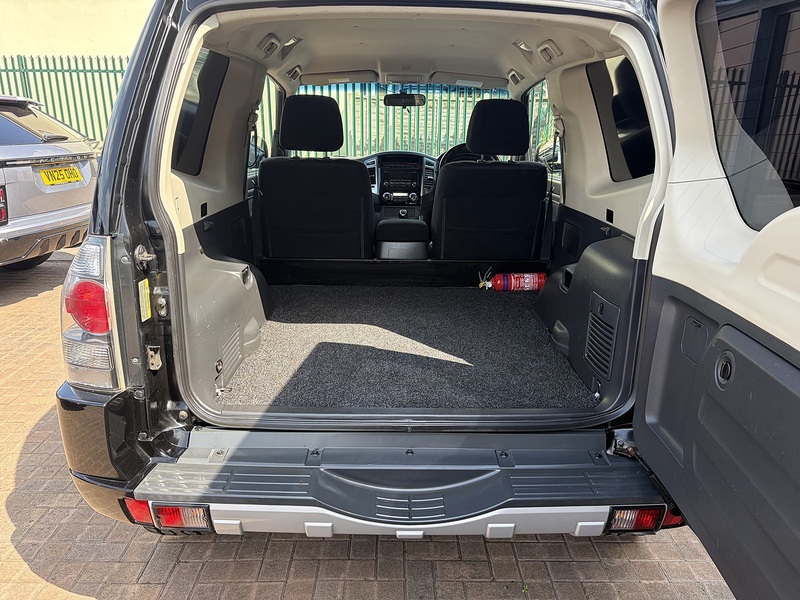 Mitsubishi Shogun DI-DC SG2 - U1348