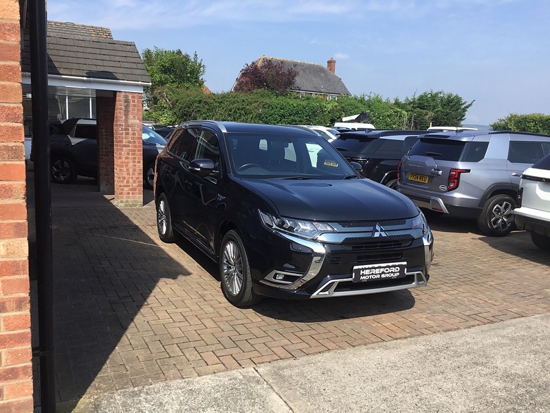 Mitsubishi Outlander h TwinMotor Exceed - U1367
