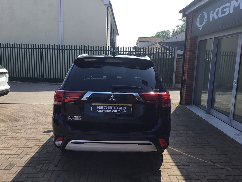 Mitsubishi Outlander h TwinMotor Exceed - U1367