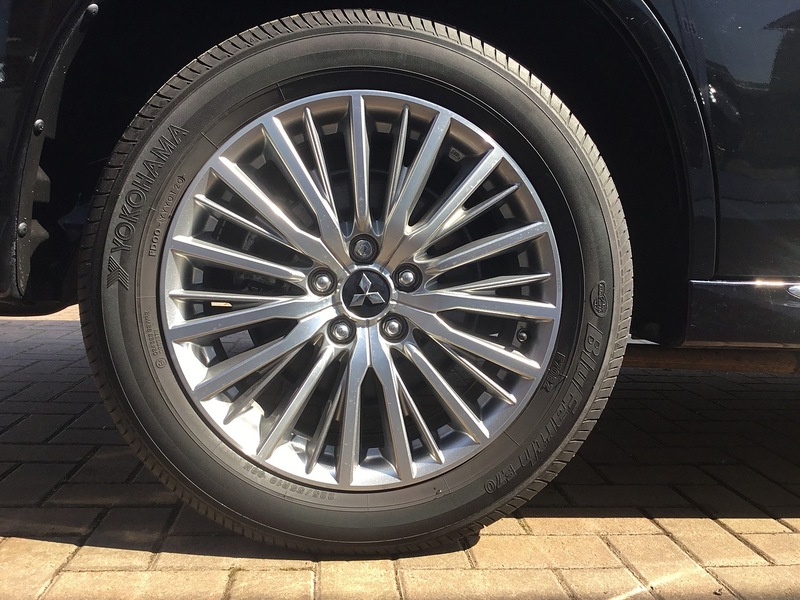 Mitsubishi Outlander h TwinMotor Exceed - U1367