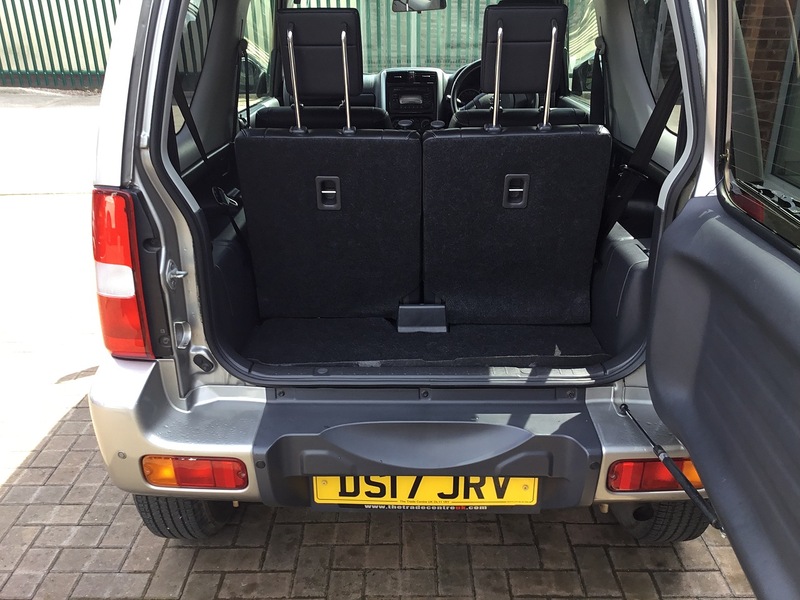 Suzuki Jimny VVT SZ4 - U1368