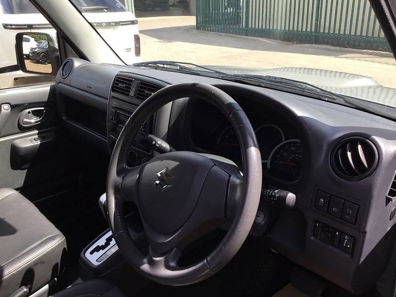 Suzuki Jimny VVT SZ4 - U1368