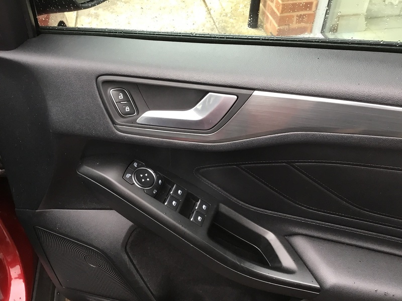 Ford Focus EcoBlue Titanium - U1401
