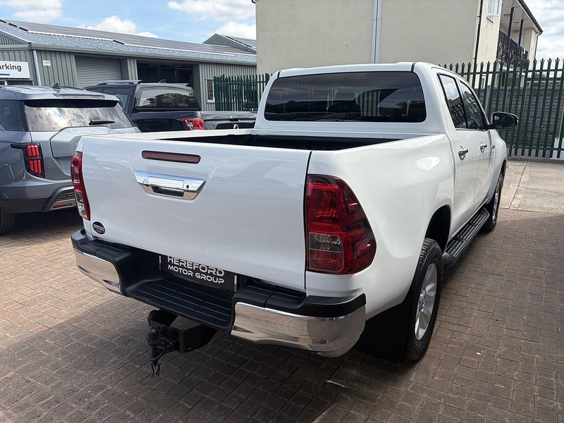 Toyota Hilux D-4D Icon - U1422