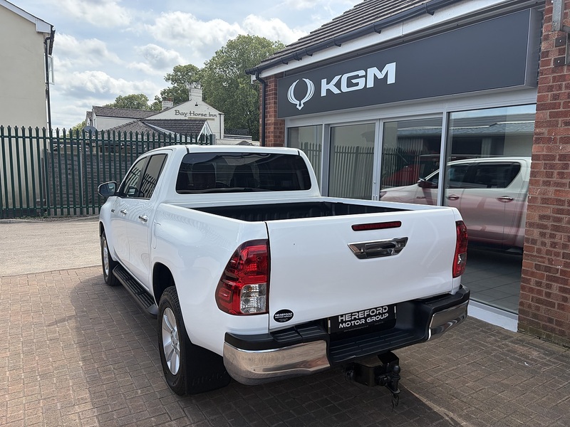 Toyota Hilux D-4D Icon - U1422