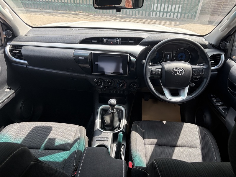 Toyota Hilux D-4D Icon - U1422