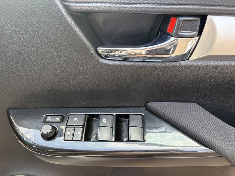 Toyota Hilux D-4D Icon - U1422