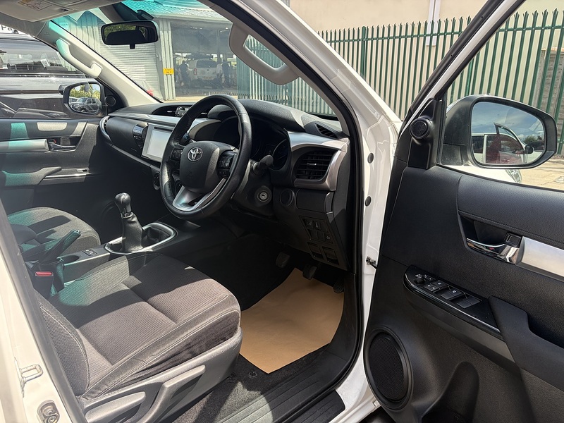 Toyota Hilux D-4D Icon - U1422