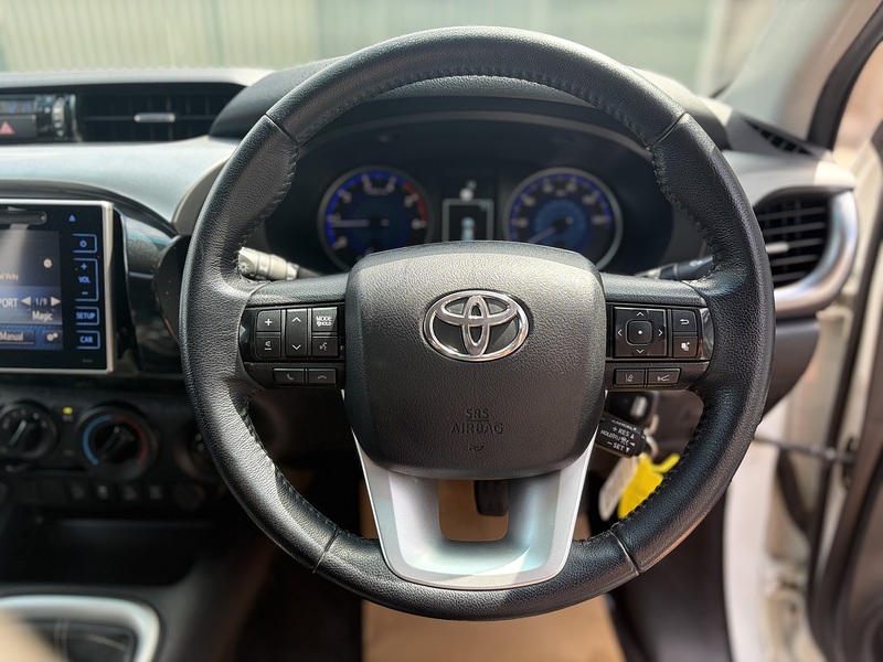 Toyota Hilux D-4D Icon - U1422