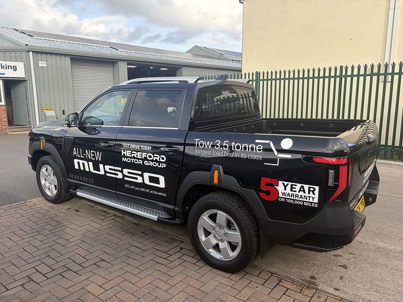 KGM Musso Rhino - U1436