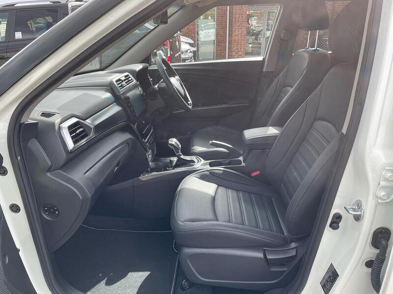 SsangYong Tivoli Tivoli 1.5P Ultimate Auto Euro 6 (s/s) 5dr - U711