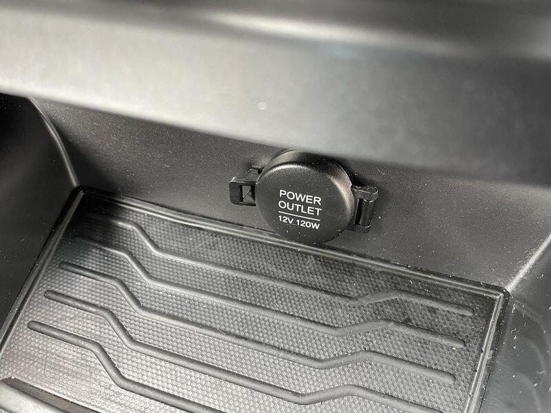 SsangYong Tivoli Tivoli 1.5P Ultimate Auto Euro 6 (s/s) 5dr - U711