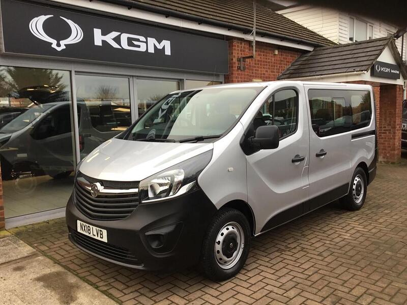 Vauxhall Vivaro 1.6 CDTi 2900 Crew Van Double Cab 5dr Diesel Manual L2 H1 Euro 6 (s/s) (6 Seat) (95 ps) - U965