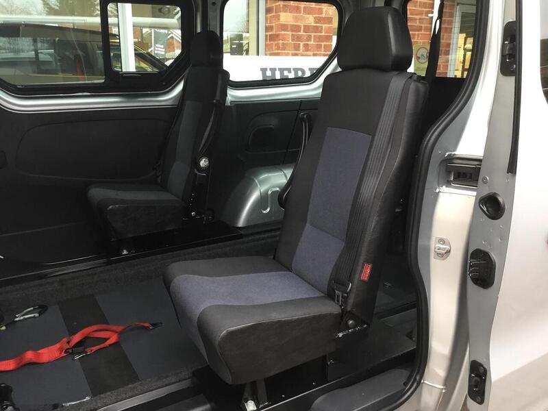 Vauxhall Vivaro 1.6 CDTi 2900 Crew Van Double Cab 5dr Diesel Manual L2 H1 Euro 6 (s/s) (6 Seat) (95 ps) - U965