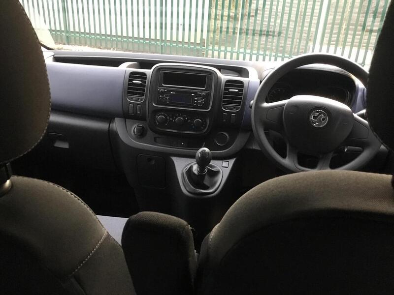Vauxhall Vivaro 1.6 CDTi 2900 Crew Van Double Cab 5dr Diesel Manual L2 H1 Euro 6 (s/s) (6 Seat) (95 ps) - U965