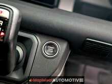 Land Rover Defender 110 2.0 SD4 First Edition SUV 5dr Diesel Auto 4WD Euro 6 (s/s) (240 ps) - U2042