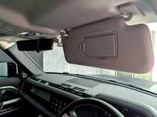 Land Rover Defender 110 2.0 SD4 First Edition SUV 5dr Diesel Auto 4WD Euro 6 (s/s) (240 ps) - U2042