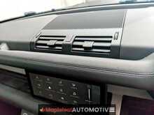 Land Rover Defender 110 2.0 SD4 First Edition SUV 5dr Diesel Auto 4WD Euro 6 (s/s) (240 ps) - U2042