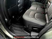 Land Rover Defender 110 2.0 SD4 First Edition SUV 5dr Diesel Auto 4WD Euro 6 (s/s) (240 ps) - U2042