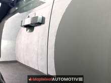 Land Rover Defender 110 2.0 SD4 First Edition SUV 5dr Diesel Auto 4WD Euro 6 (s/s) (240 ps) - U2042