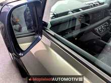 Land Rover Defender 110 2.0 SD4 First Edition SUV 5dr Diesel Auto 4WD Euro 6 (s/s) (240 ps) - U2042
