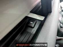 Land Rover Defender 110 2.0 SD4 First Edition SUV 5dr Diesel Auto 4WD Euro 6 (s/s) (240 ps) - U2042