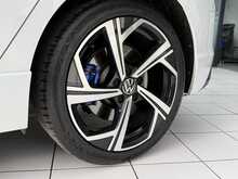 Volkswagen Golf 2.0 TSI R Hatchback 5dr Petrol DSG 4Motion Euro 6 (s/s) (320 ps) - U2043
