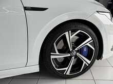 Volkswagen Golf 2.0 TSI R Hatchback 5dr Petrol DSG 4Motion Euro 6 (s/s) (320 ps) - U2043