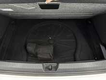 Volkswagen Golf 2.0 TSI R Hatchback 5dr Petrol DSG 4Motion Euro 6 (s/s) (320 ps) - U2043