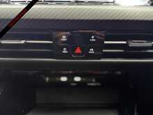 Volkswagen Golf 2.0 TSI R Hatchback 5dr Petrol DSG 4Motion Euro 6 (s/s) (320 ps) - U2043