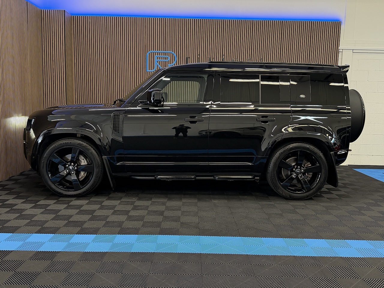 Land Rover Defender Riviera Used 2023 Land Rover Defender 110 3.0 D300 MHEV X-Dynamic HSE Hard Top ...