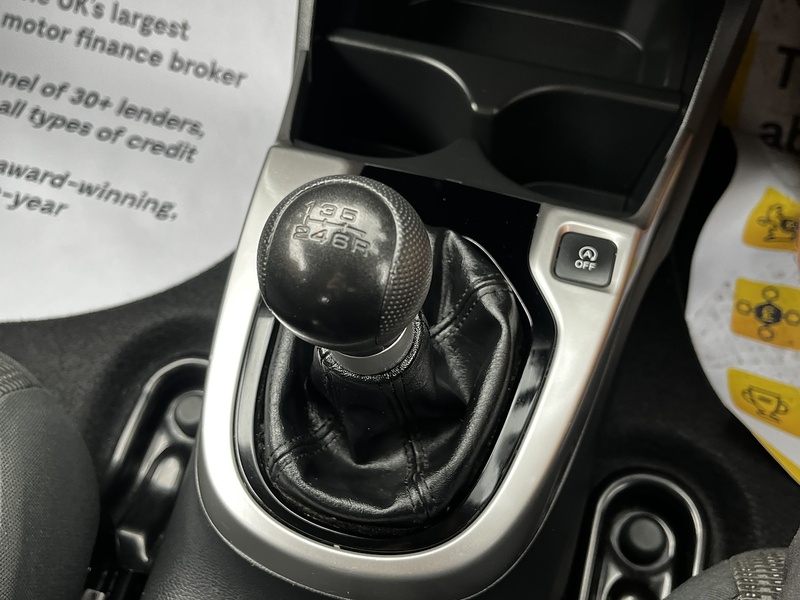 Honda Jazz i-VTEC SE Navi - U122
