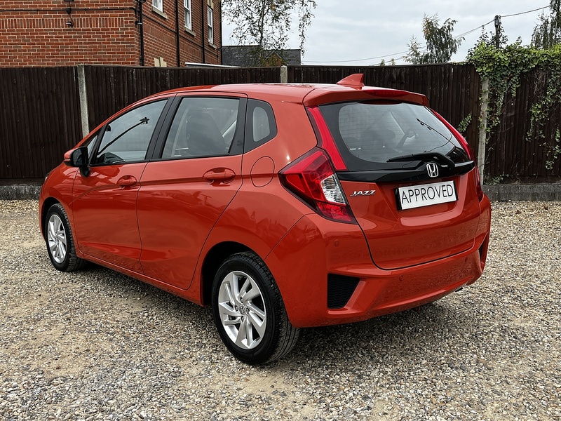 Honda Jazz i-VTEC SE Navi - U122