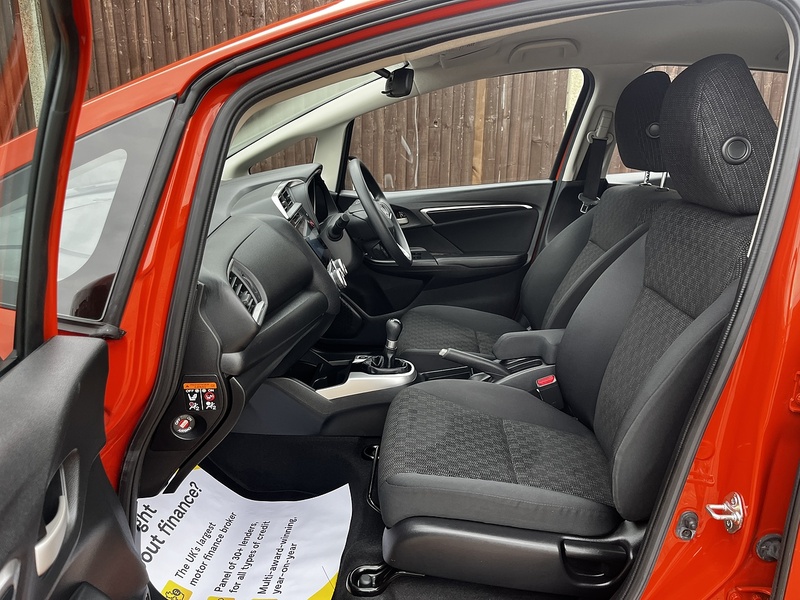 Honda Jazz i-VTEC SE Navi - U122