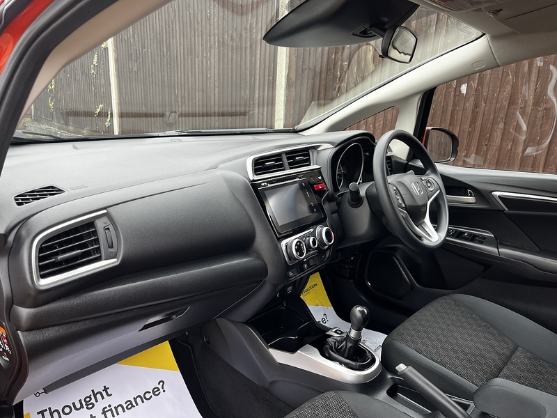 Honda Jazz i-VTEC SE Navi - U122