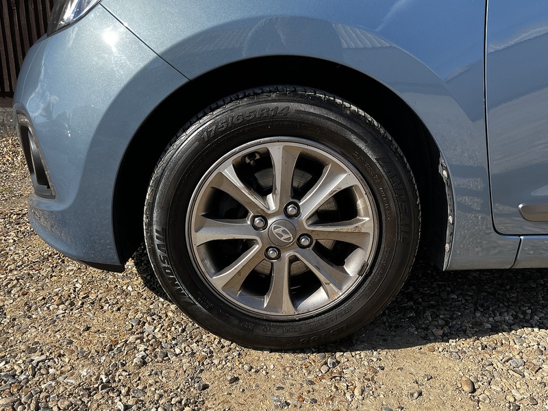 Hyundai i10 Premium - U124