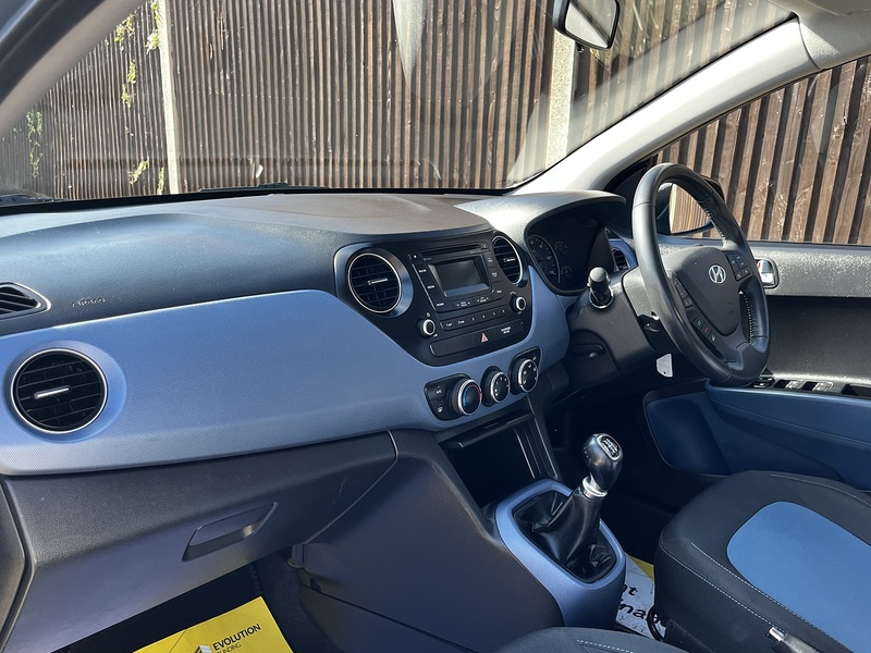 Hyundai i10 Premium - U124