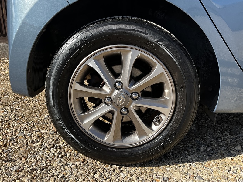 Hyundai i10 Premium - U124