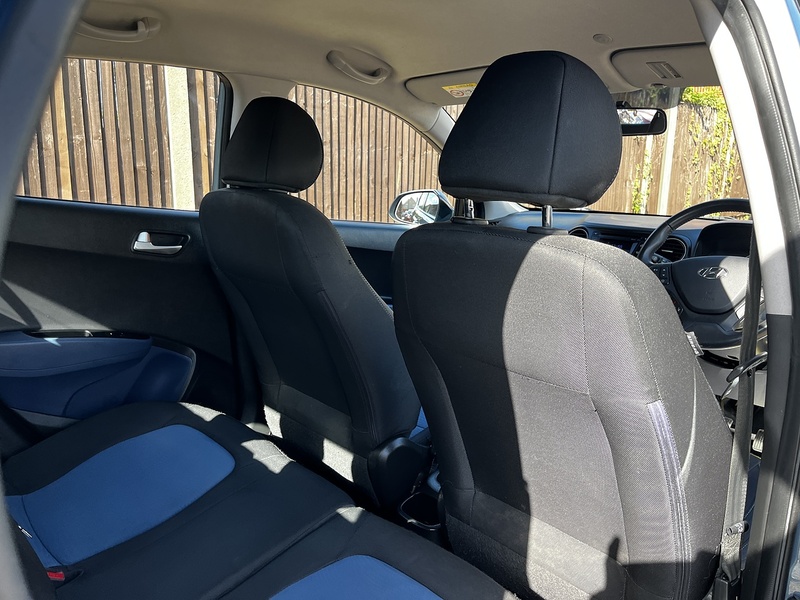 Hyundai i10 Premium - U124