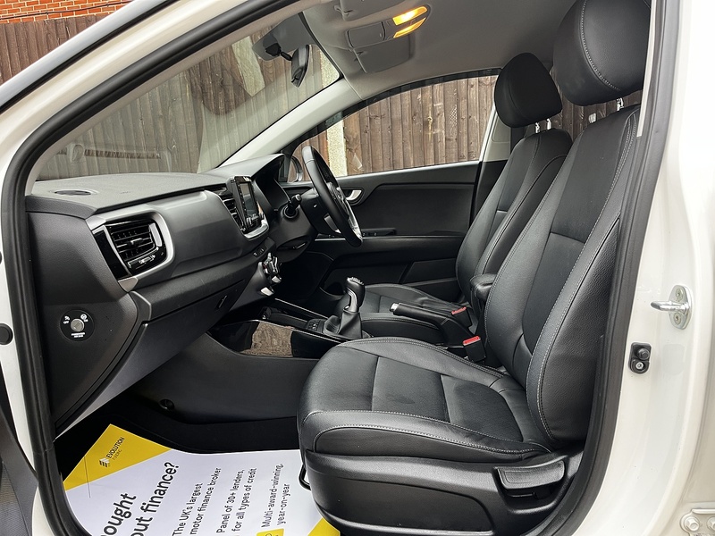 Kia Stonic T-GDi Maxx - U127