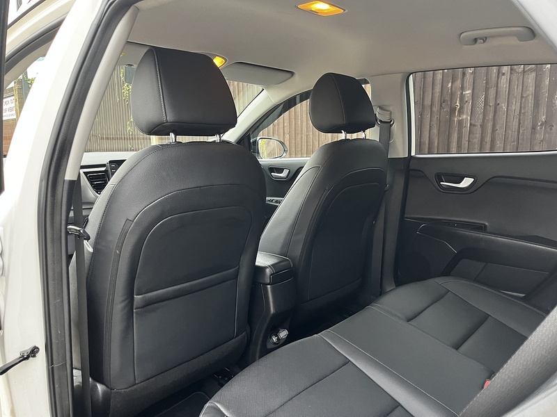 Kia Stonic T-GDi Maxx - U127