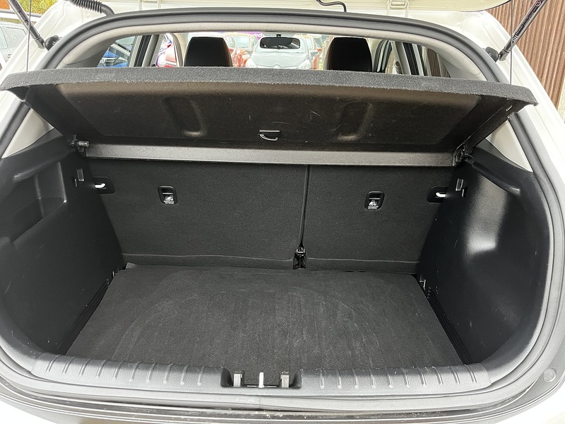 Kia Stonic T-GDi Maxx - U127