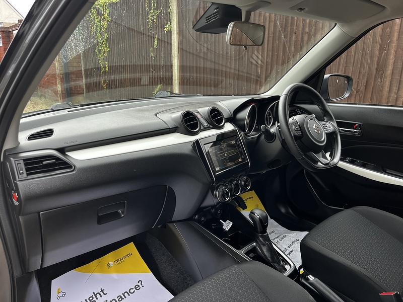 Suzuki Swift Boosterjet SZ5 - U130