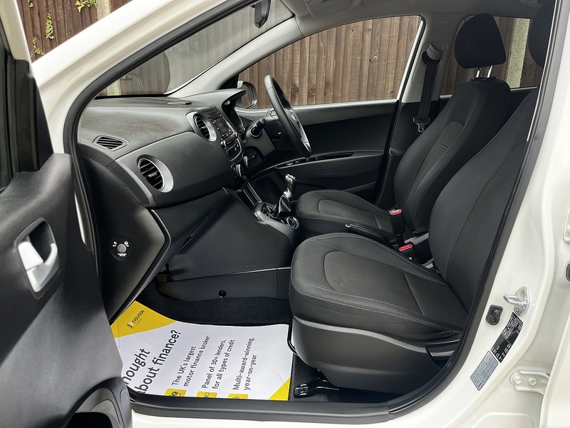 Hyundai i10 Premium - U133