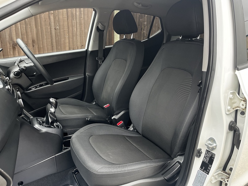 Hyundai i10 Premium - U133