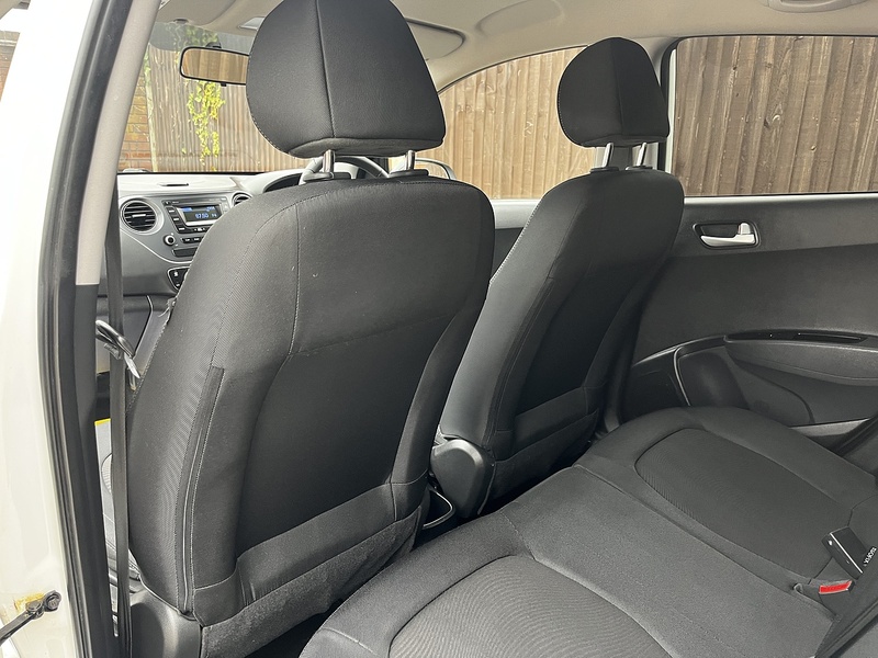 Hyundai i10 Premium - U133