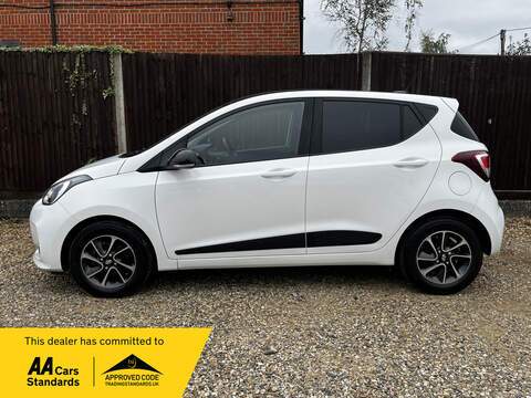 Hyundai i10 1.2 Dualjet MHEV SZ-L Hatchback 5dr Petrol Hybrid Manual Euro 6 (s/s) (83 ps)