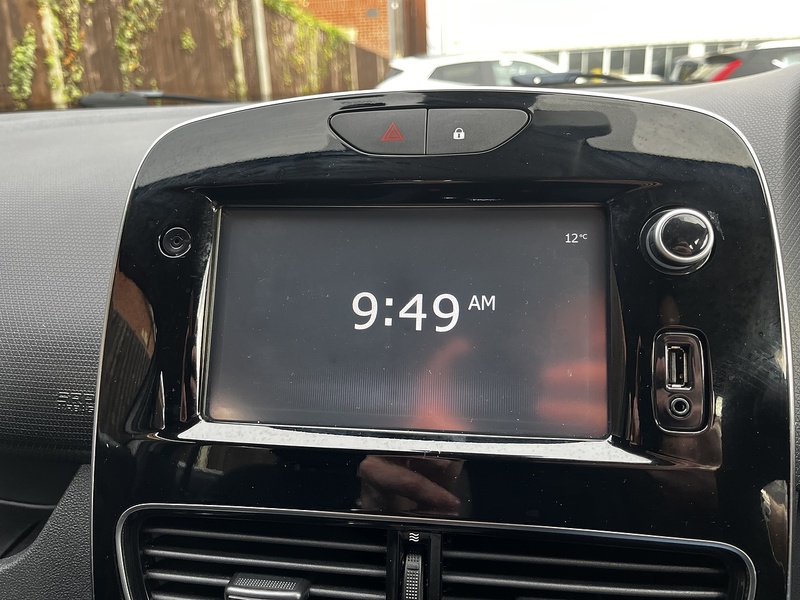 Renault Clio TCe Dynamique Nav - U137