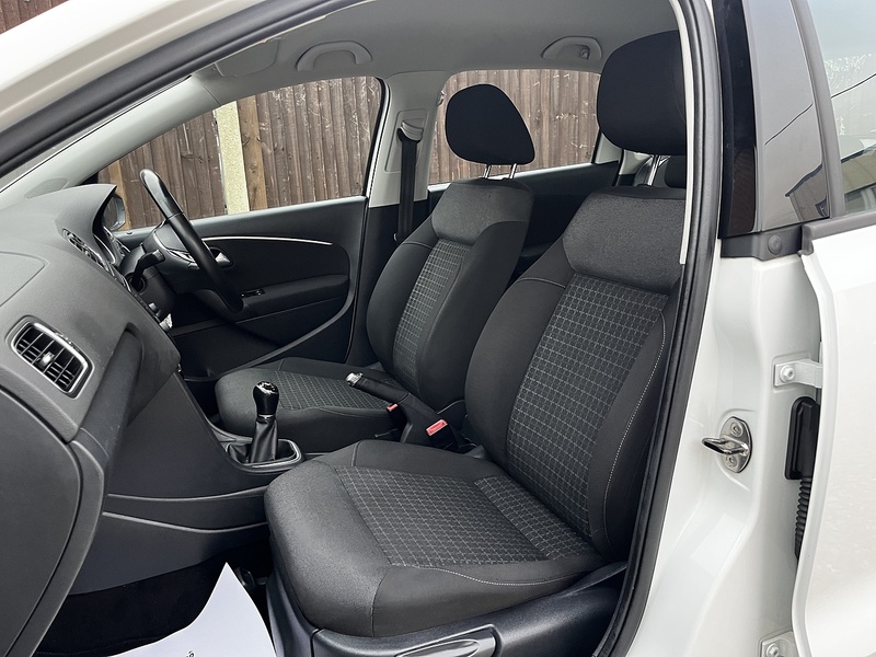 Volkswagen Polo BlueMotion Tech SE - U139